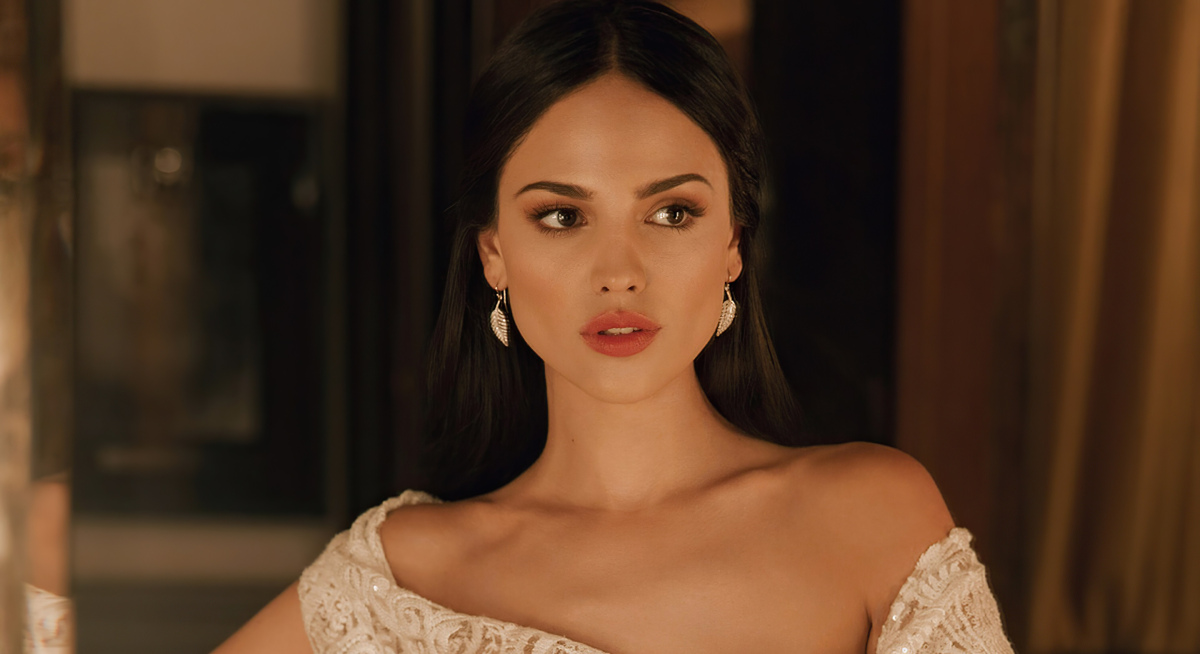 Eiza Gonzalez shares a selfie that shows her in a micro bikini