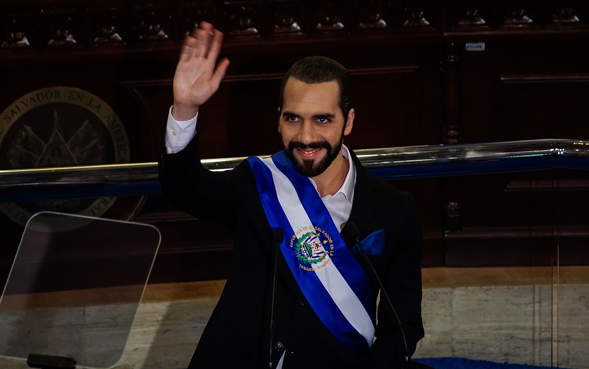 Nayib Bukele registers for the candidacy to be re elected