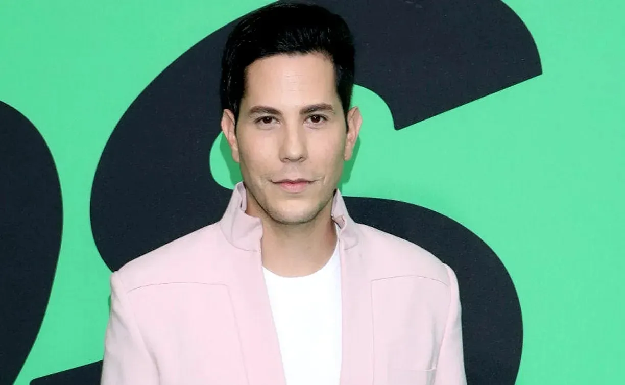 Christian Chavez of RBD faces controversy after wearing a pink charro suit