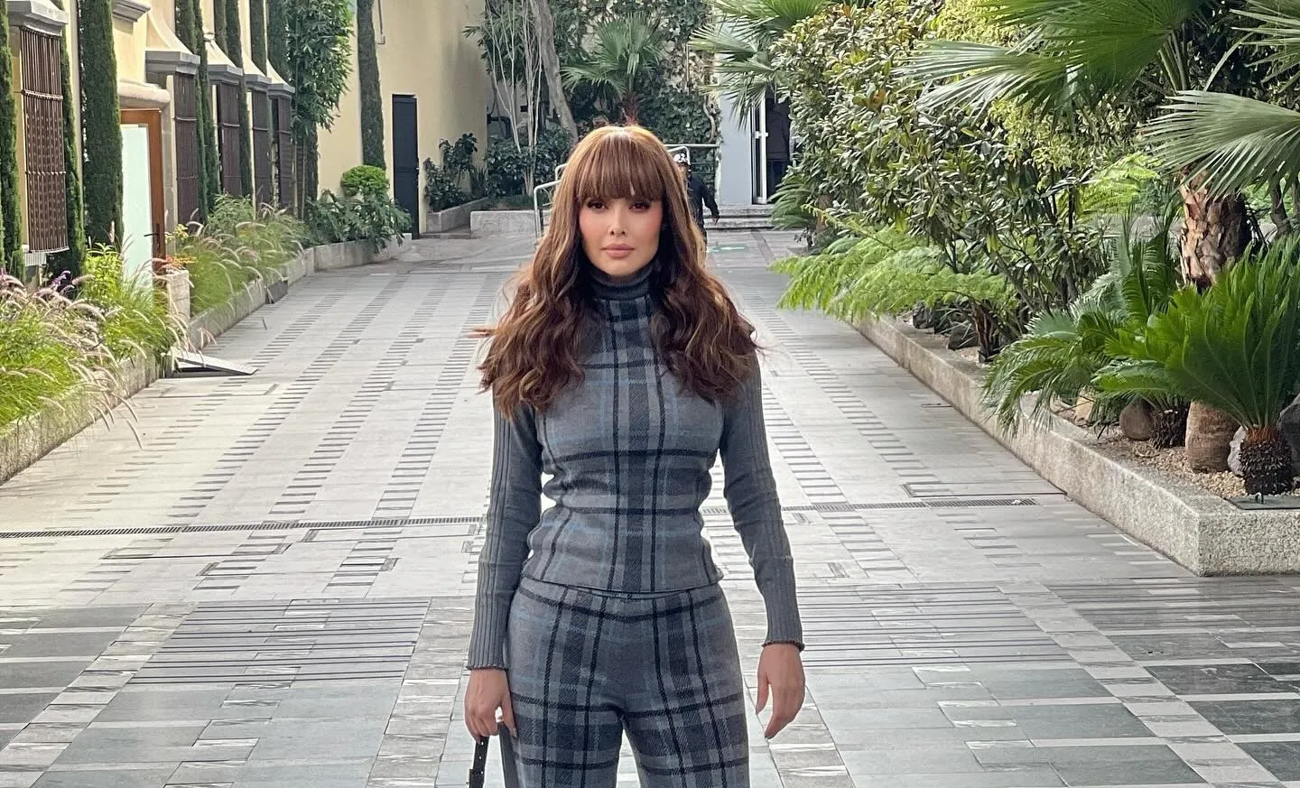 Marlene Favela faced the cold with a catwalk worthy outfit - Gossibox.com