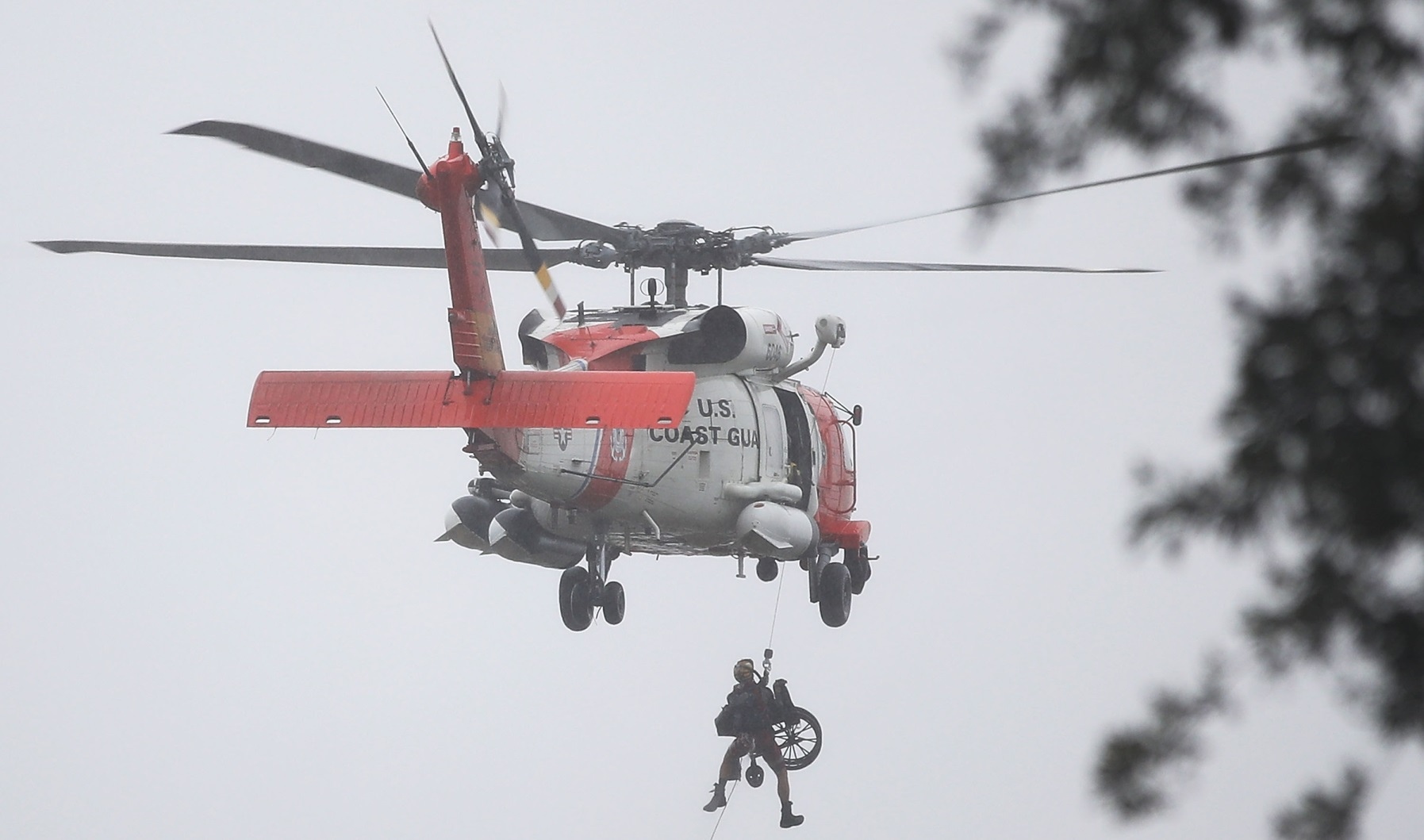 Coast Guard helicopter rescues stranded fisherman