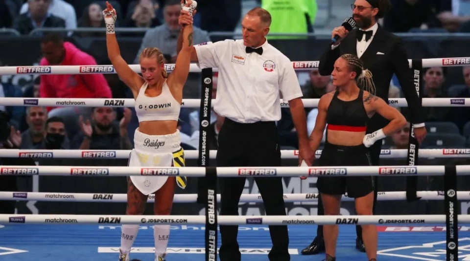 OnlyFans star goes viral for punching professional boxer