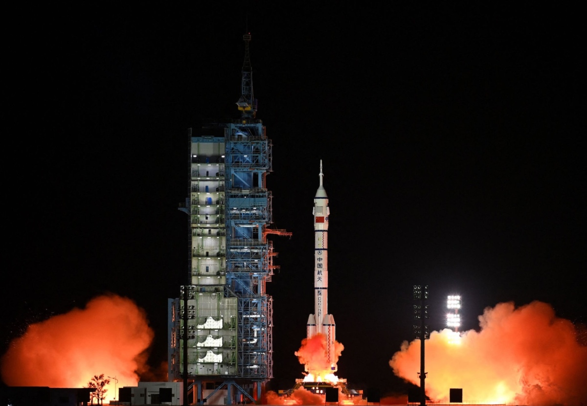 China already has 6 astronauts living and working in its own space station