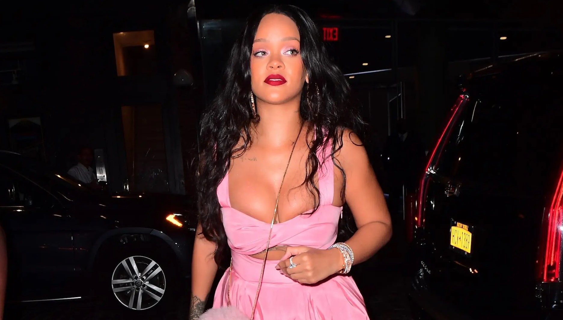 Rihanna 5 facts you may not know a