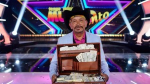 Jose 'La Gatita' Hernandez wins Tengo Talento Mucho Talento and $100,000 dollars