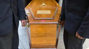 The woman in Ecuador who began to breathe inside the coffin at her own funeral