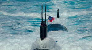 Rescue of a submarine visiting the Titanic enters a critical phase; crew have 96 hours of oxygen