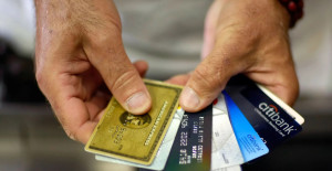 Americans continue to rack up credit card debt: These are the states with the highest and lowest burdens