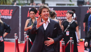 Jessi Rodriguez captivated Tom Cruise with a dance and even received a hug from the actor