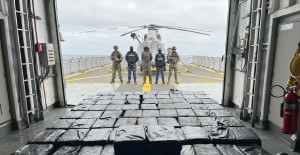 Marina in Mexico seizes submarine with more than 3.5 tons of cocaine