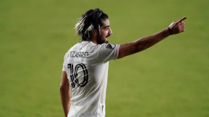 Rodolfo Pizarro arrives at AEK Athens after passing through MLS Inter Miami