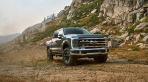 Multi-engine offers the 2023 Ford Super Duty for demanding tasks