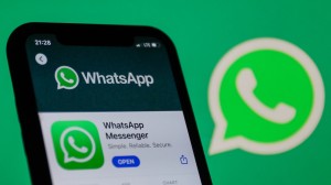 New WhatsApp update will block screenshots and make it easier to leave groups