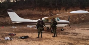 Mexican soldiers secure plane with millionaire shipment of cocaine from South America