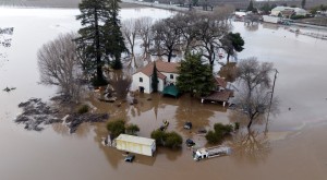 Over 300,000 California residents without power affected by weekend winter storm