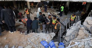 Pakistan mosque attack death toll rises to 83